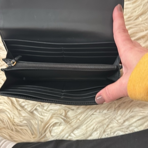 Gucci black peony pearl-studded wallet - Picture 8 of 10